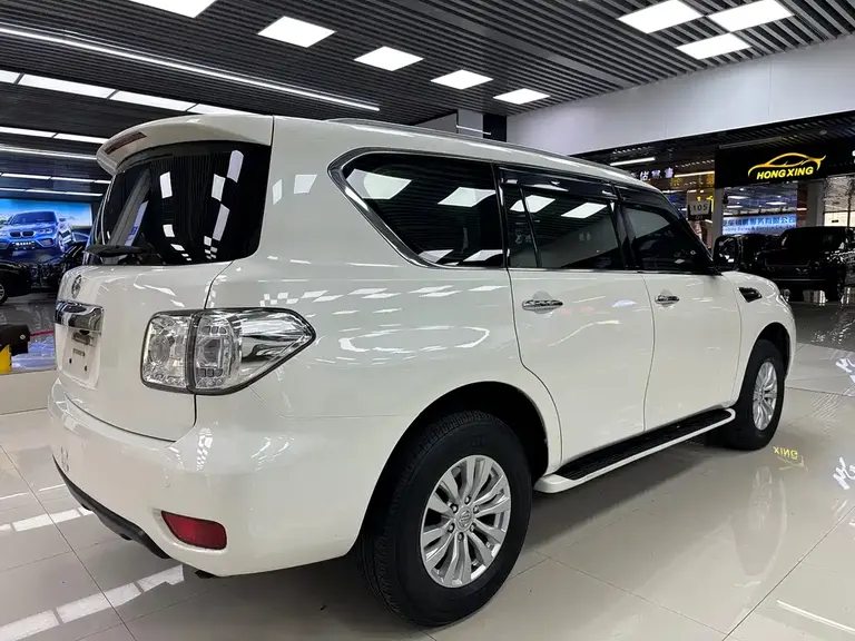 Nissan Patrol 4.0 L Leading Elite