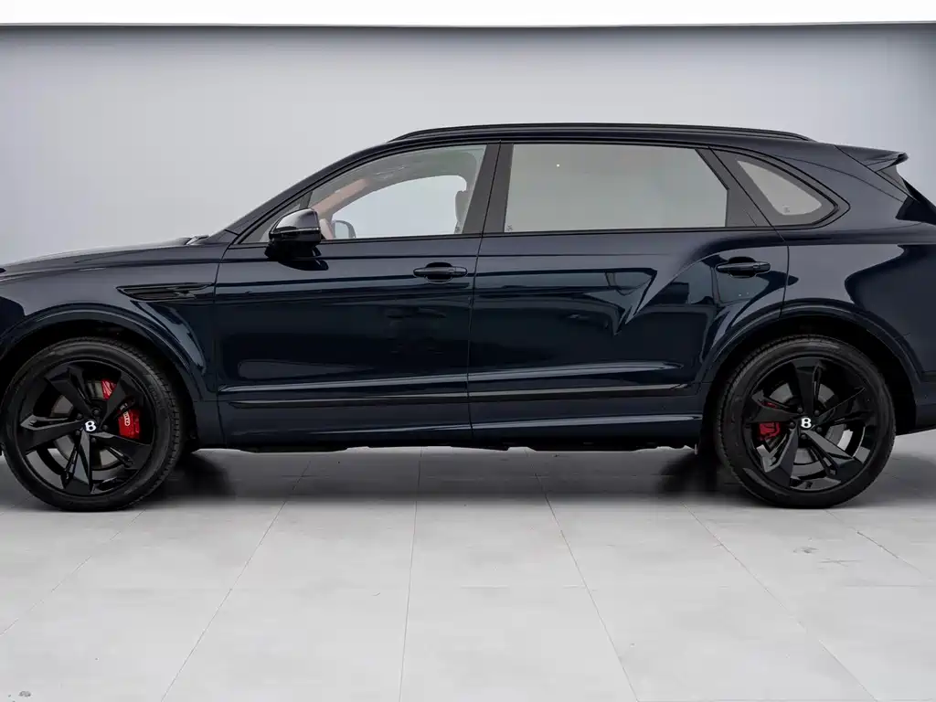 Bentayga 4.0 T V8 LWB Range