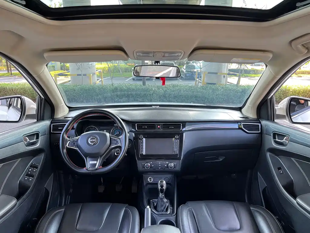 Fengguang 580 1.8 L Manual Comfort