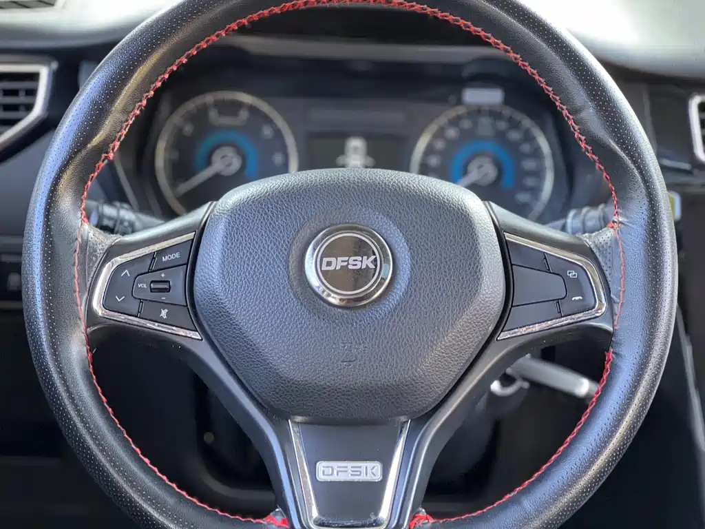 Fengguang 580 1.8 L Manual Comfort