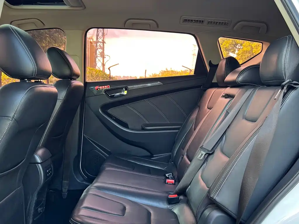 Fengguang 580 1.8 L Manual Comfort