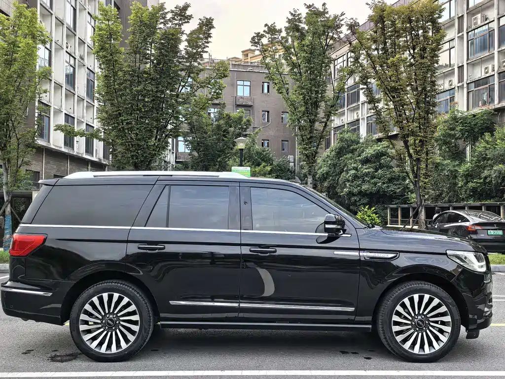 Navigator 3.5 T Honor Shine