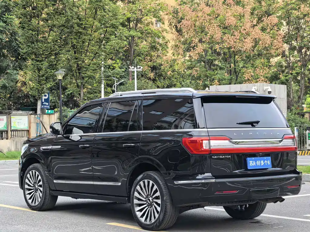 Navigator 3.5 T Honor Shine