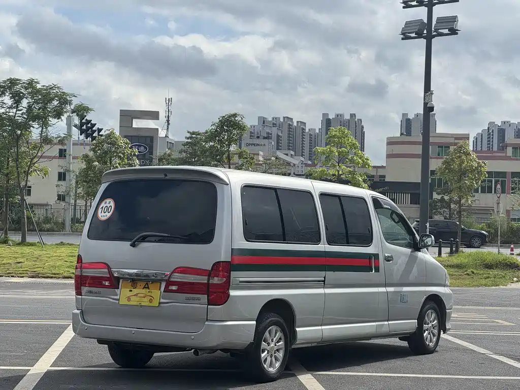Grace 2.7 L-3 Gen Royal Leading Luxury LWB 11-seat2 TR