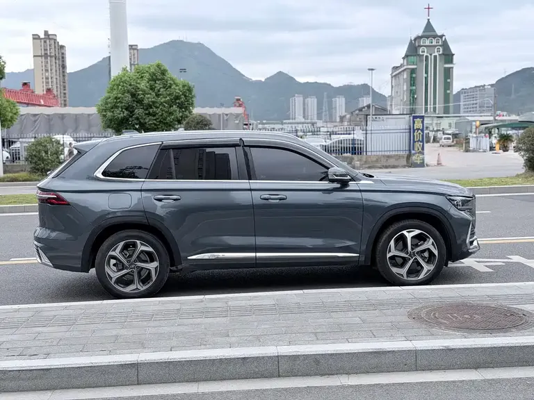 Geely Xingyue L 2.0 TD DCT EVO 2 WD Distinguished