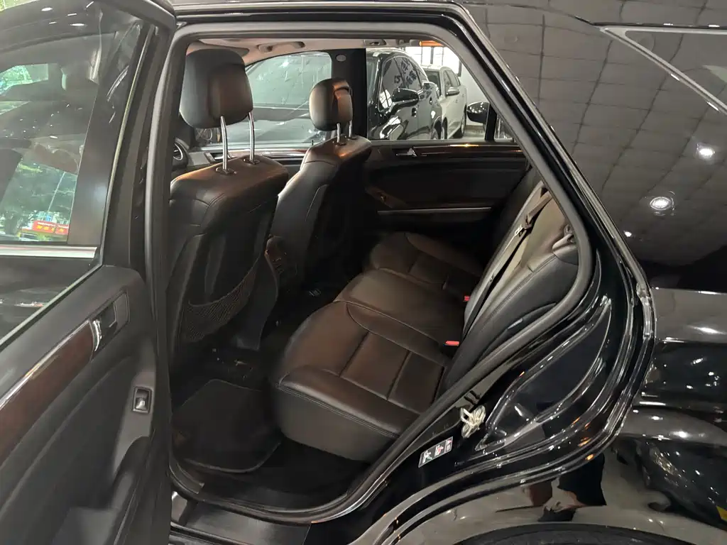 Mercedes-Benz M-Class ML 350 4 MATIC Dynamic