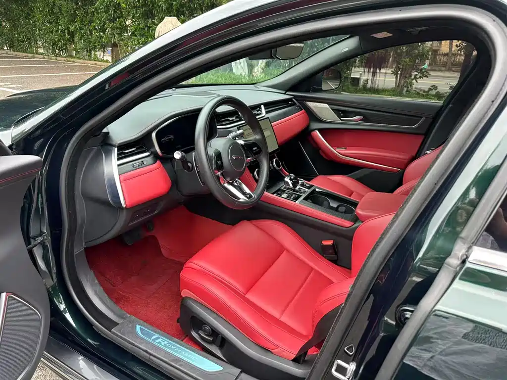 Jaguar XFL XFL 2.0 T P250 2 WD Elite Sport