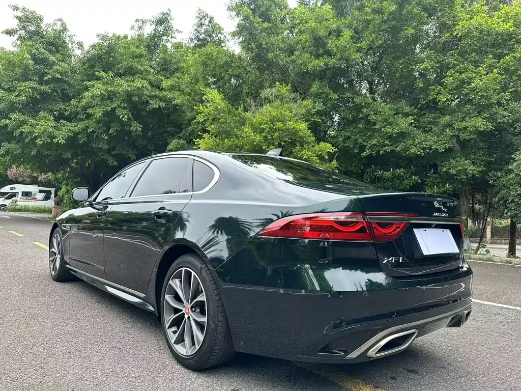 Jaguar XFL XFL 2.0 T P250 2 WD Elite Sport