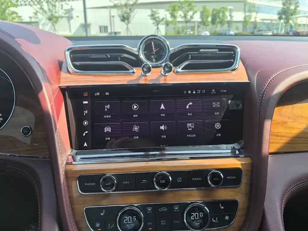 Bentayga 4.0 T V8