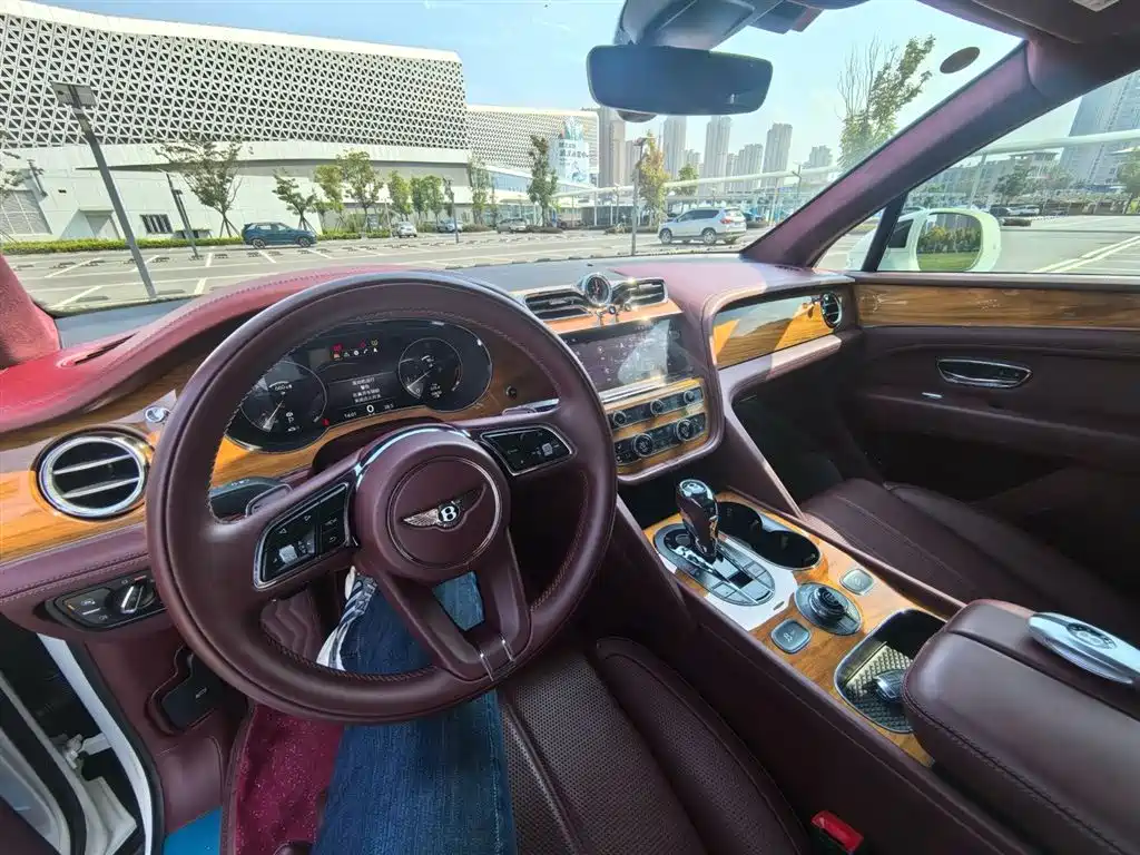 Bentayga 4.0 T V8