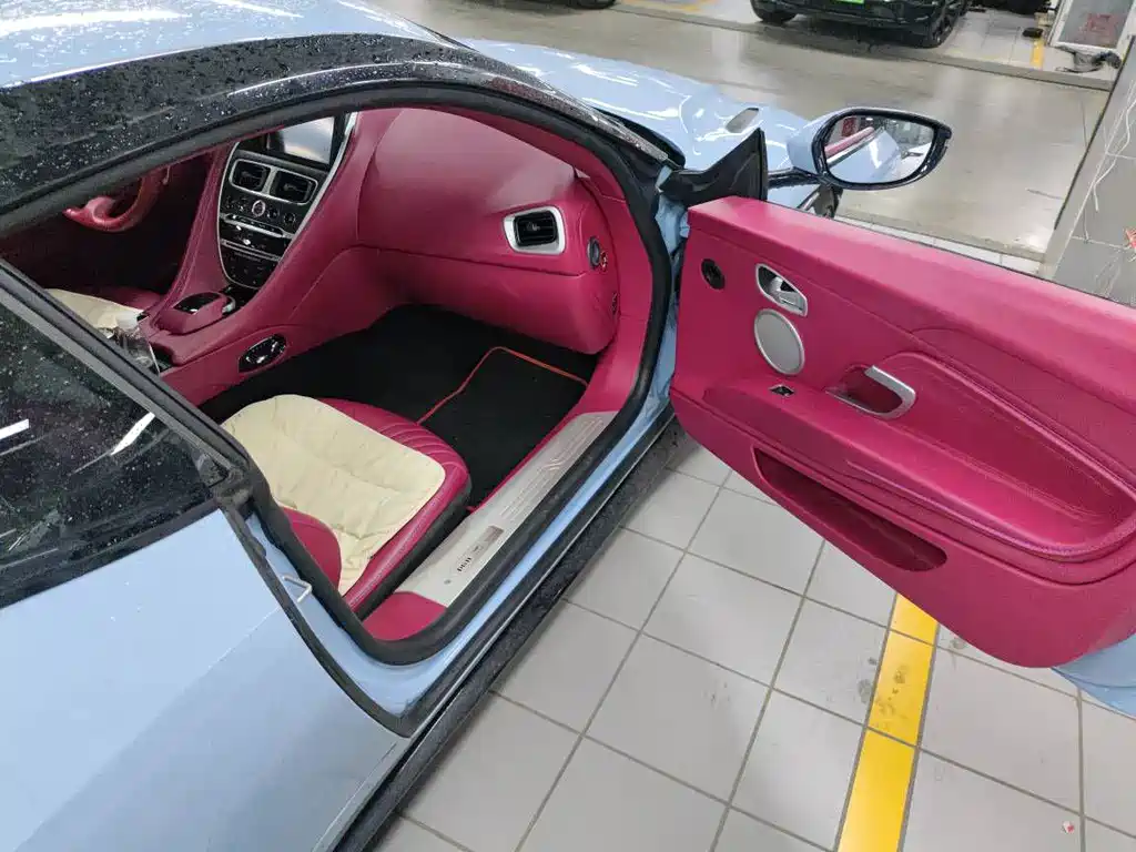 Aston Martin DB11 4.0 T V8 Coupe