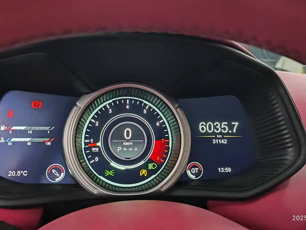 Aston Martin DB11 4.0 T V8 Coupe