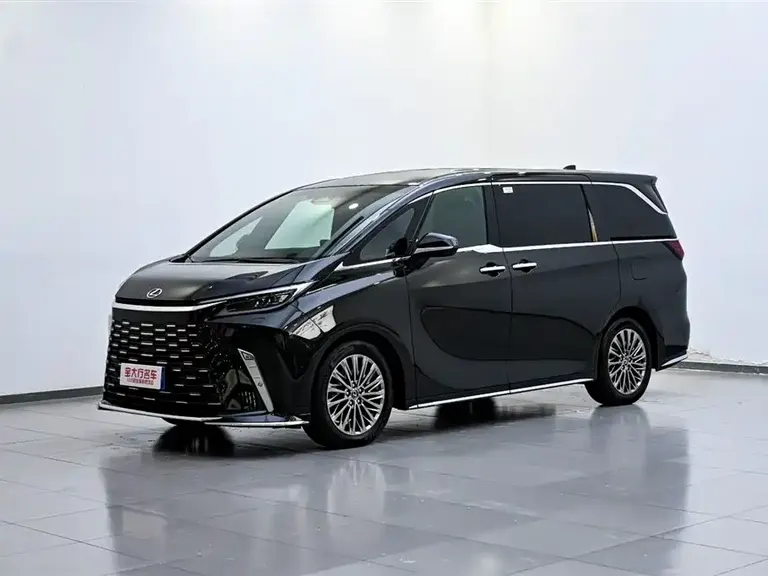 Lexus LM 500 h 6-seat Supreme
