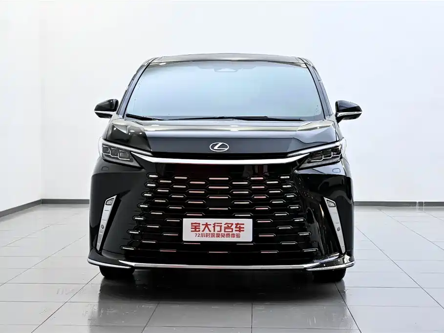 Lexus LM 500 h 6-seat Supreme