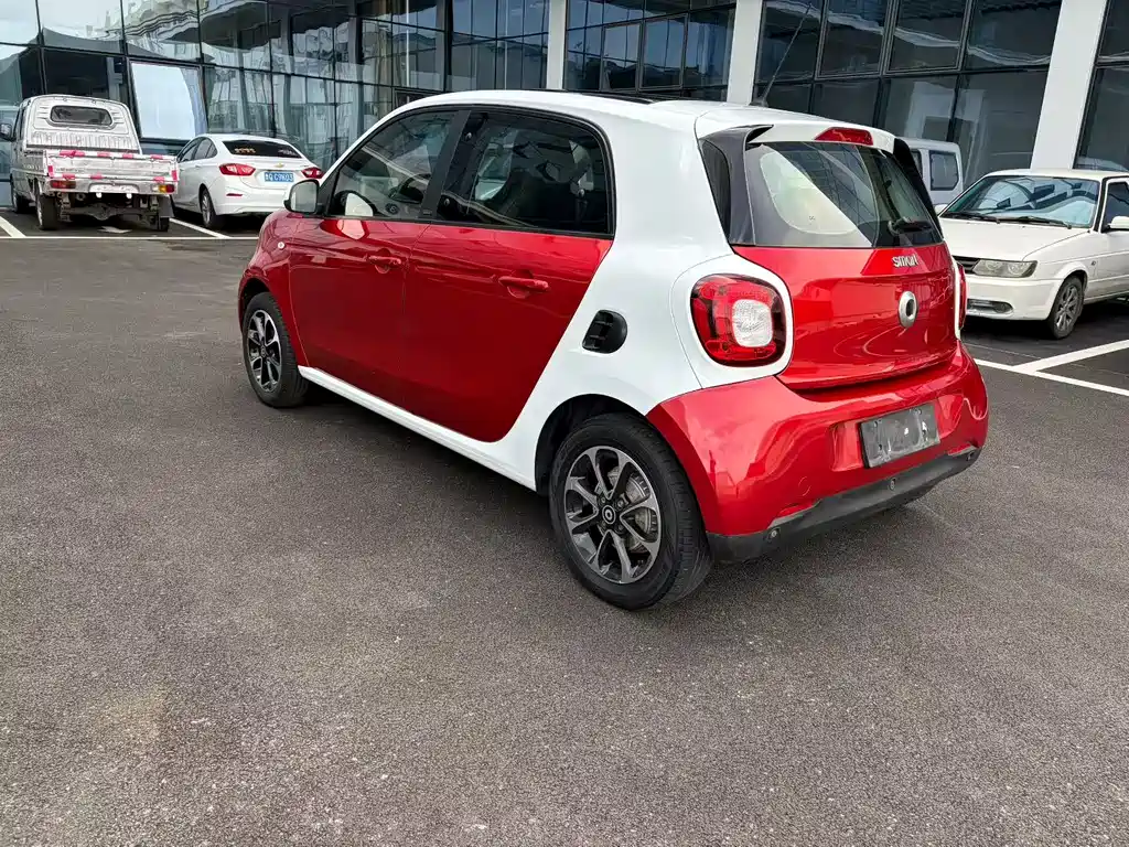 smart forfour 1.0 L 52 kW Passion
