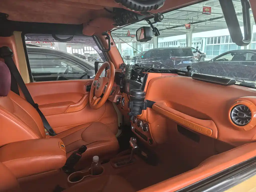 Wrangler 3.0 L Sahara 4-door