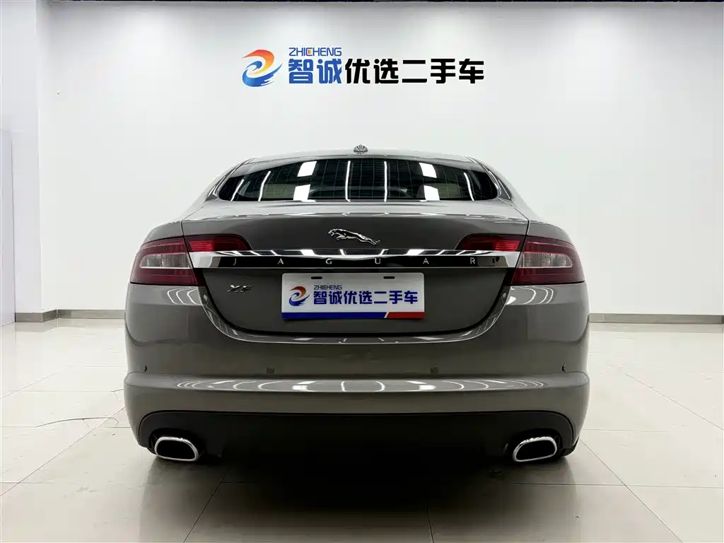 Jaguar XF XF 3.0 V6 Superior Luxury