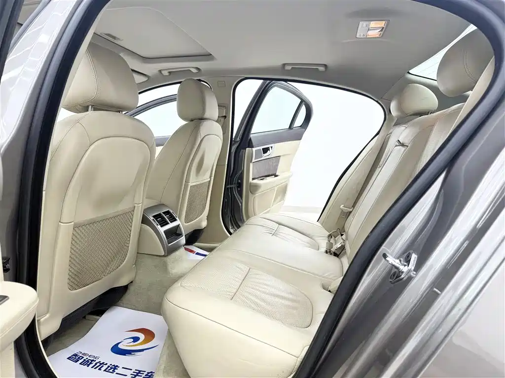 Jaguar XF XF 3.0 V6 Superior Luxury