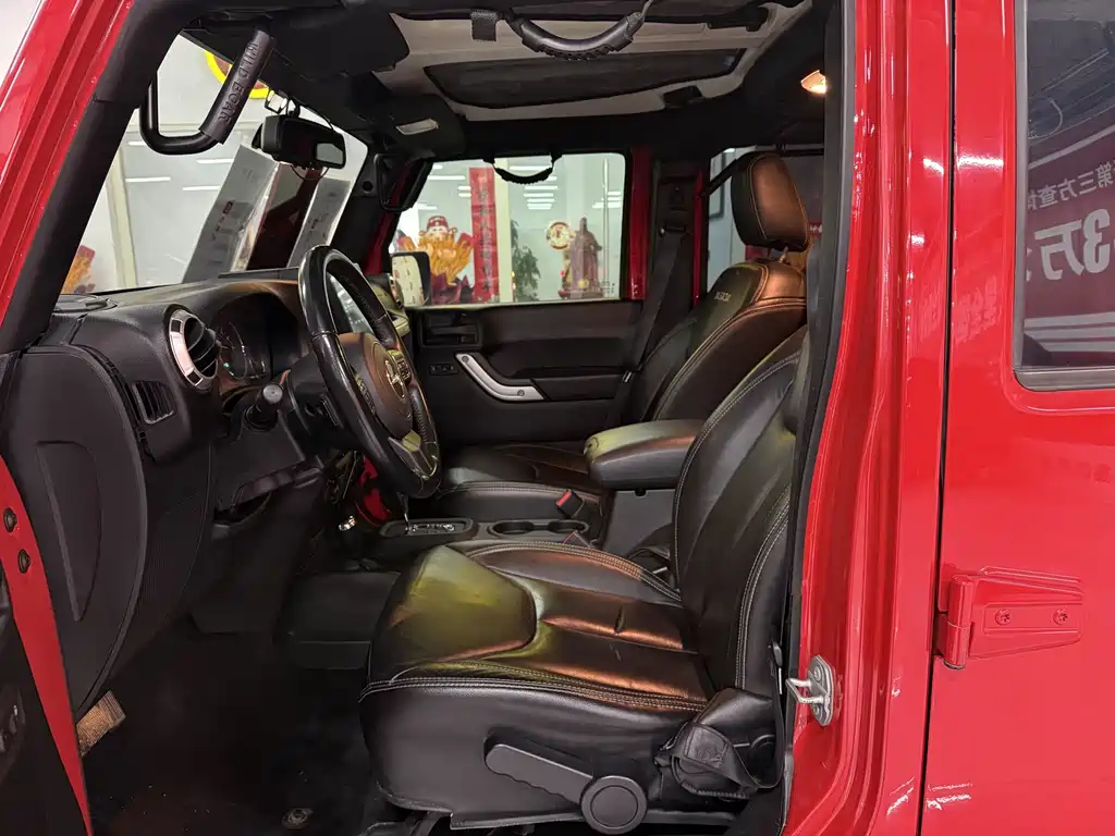 Wrangler 3.0 L Sahara 4-door Comfort Enjoyment