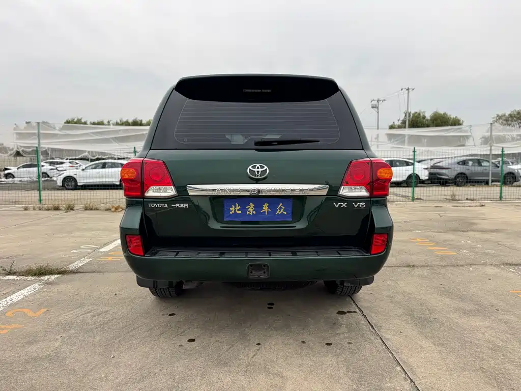 Land Cruiser 4.0 L Auto VX