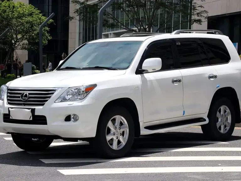 Lexus LX 570