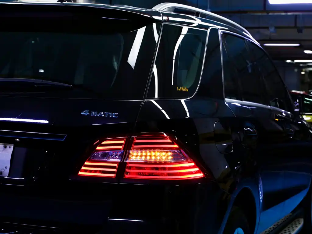 Mercedes-Benz M-Class ML 300