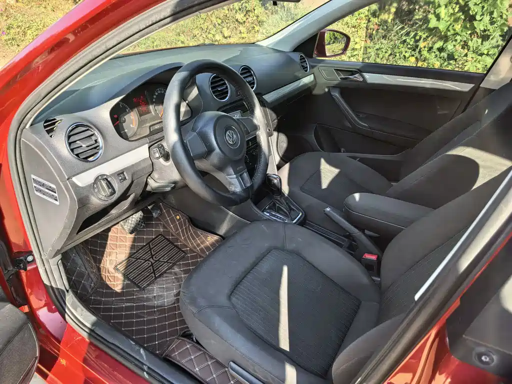 Jetta 1.6 L Auto Comfort