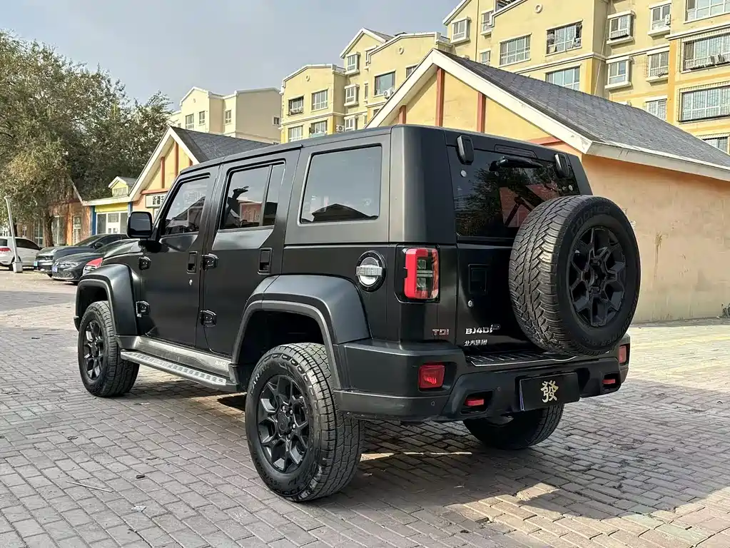 BAIC BJ40 2.0 D Auto 4 WD Blade Hero Swordsman