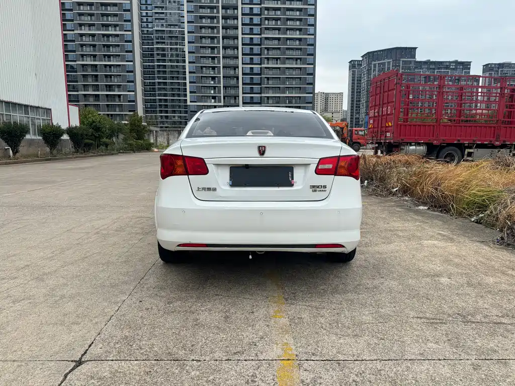 Roewe 350 1.5 L Auto Luxury Sunroof