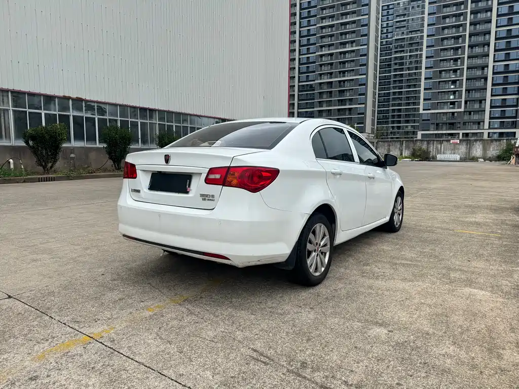 Roewe 350 1.5 L Auto Luxury Sunroof