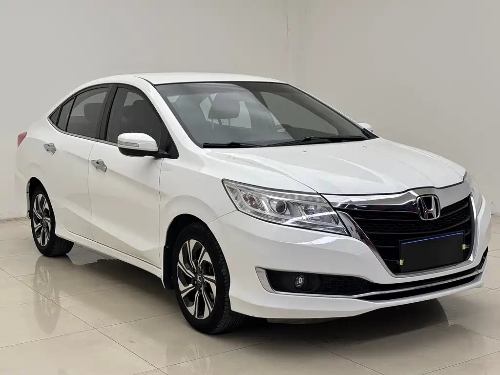 Crider 1.8 L CVT Comfort