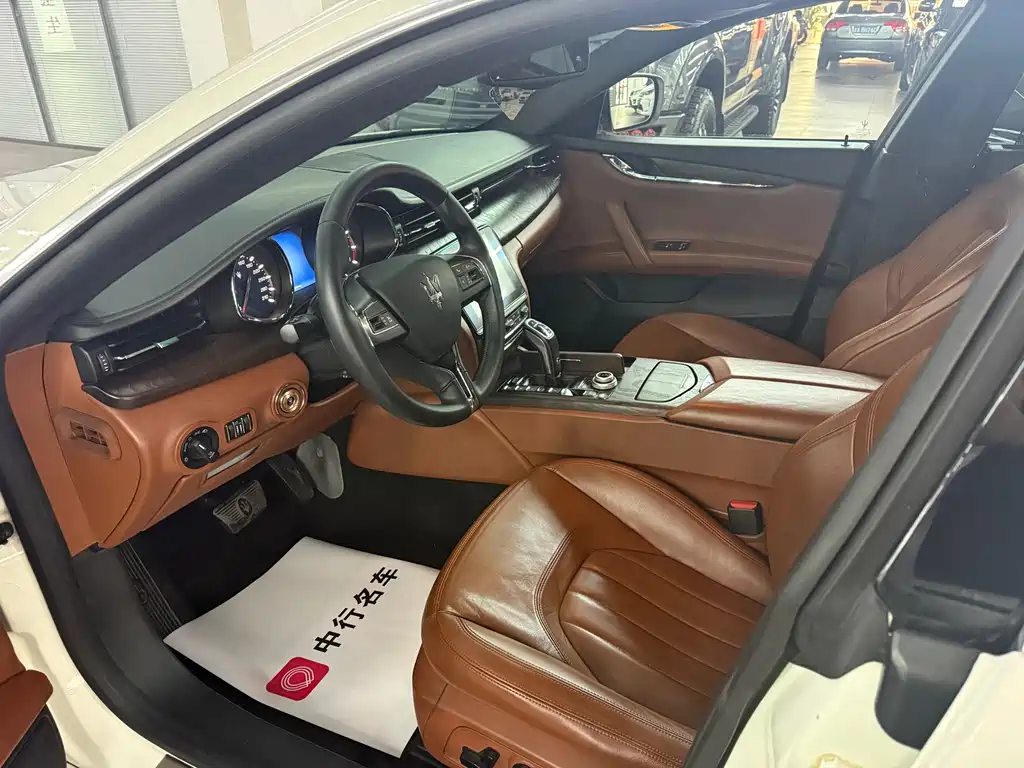 Quattroporte 3.0 T Standard