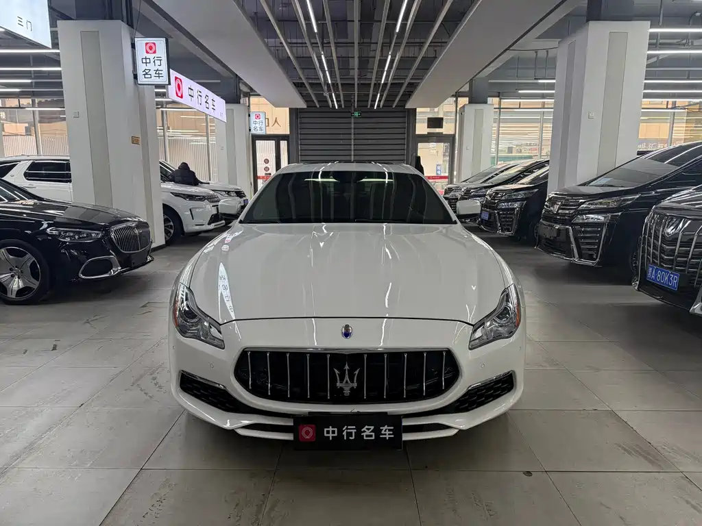 Quattroporte 3.0 T Standard