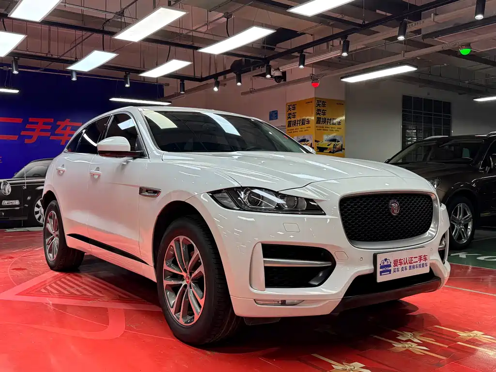 Jaguar F-PACE 2.0 T 2 WD R-Sport Sport