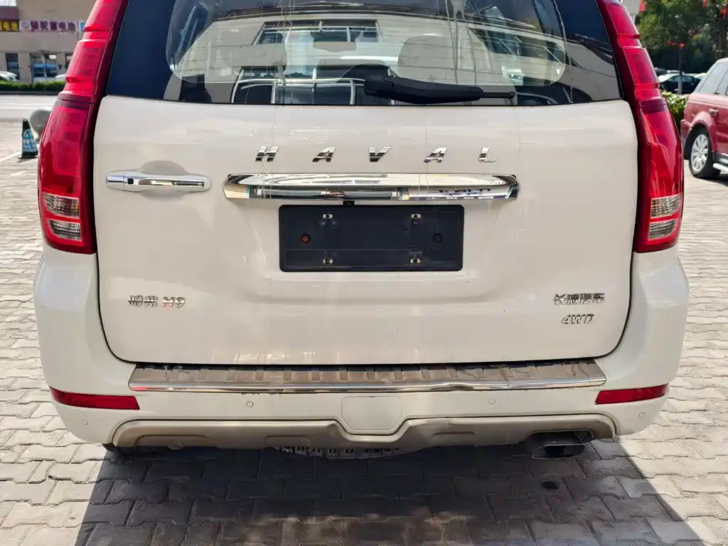 Haval H9 2.0 T 4 WD Luxury 7-seat