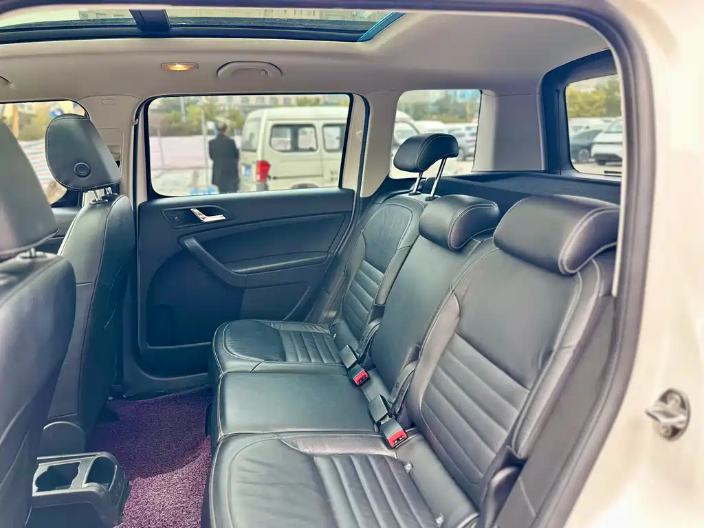Yeti TSI280 DSG Car Share Brothers