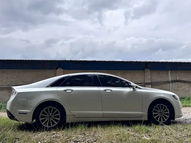 Lincoln MKZ 2.0 T Premium CN-VI
