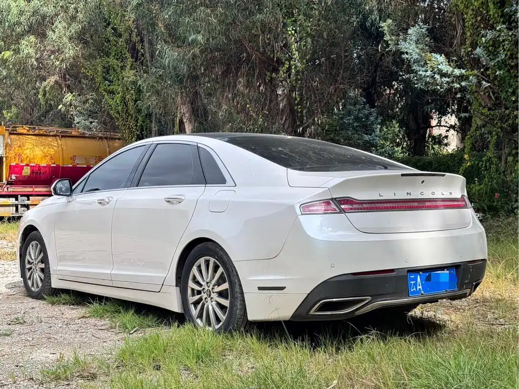 Lincoln MKZ 2.0 T Premium CN-VI