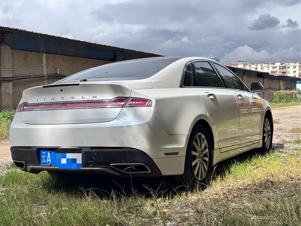 Lincoln MKZ 2.0 T Premium CN-VI