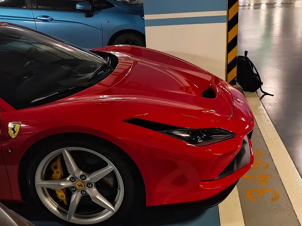 Ferrari F8 Tributo 3.9 T V8