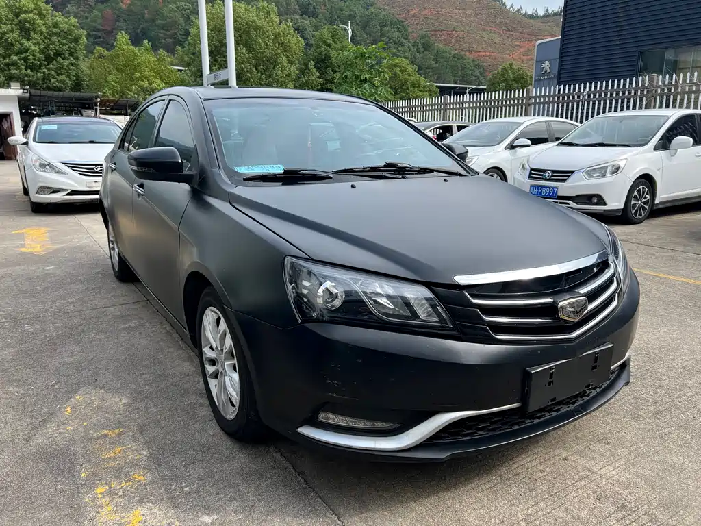 Emgrand Sedan 1.3 T CVT Distinguished