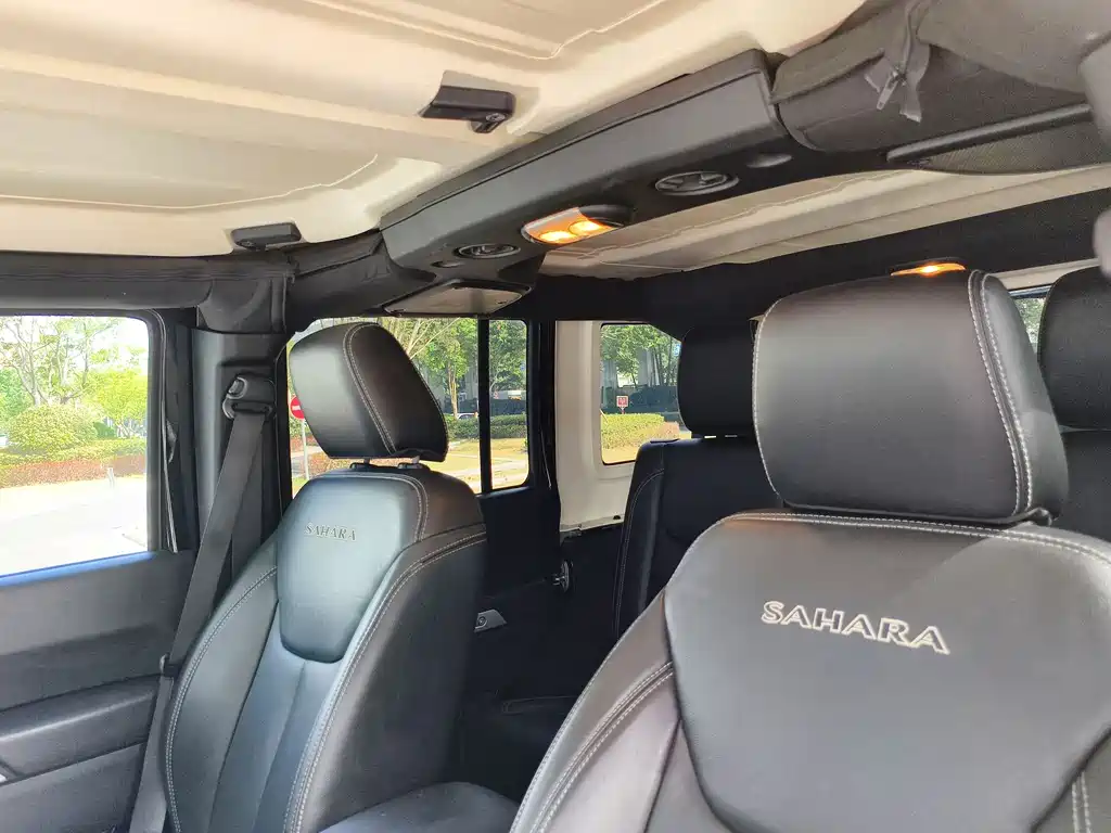 Wrangler 3.0 L Sahara 4-door Comfort Enjoyment