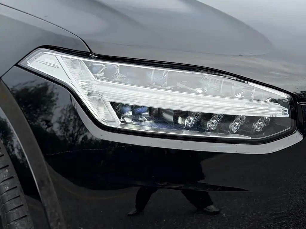 Volvo XC90 B6 Smart Ease Luxury 7-seat