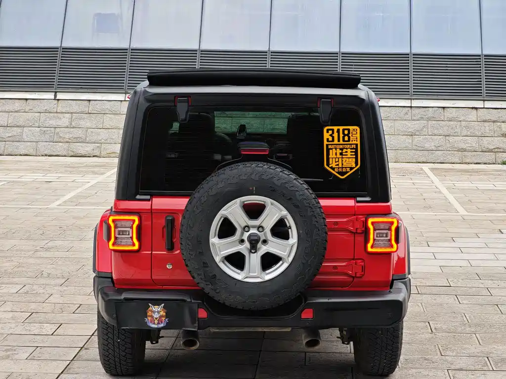 Wrangler 2.0 T Sahara 4-door Electric Convertible CN-VI