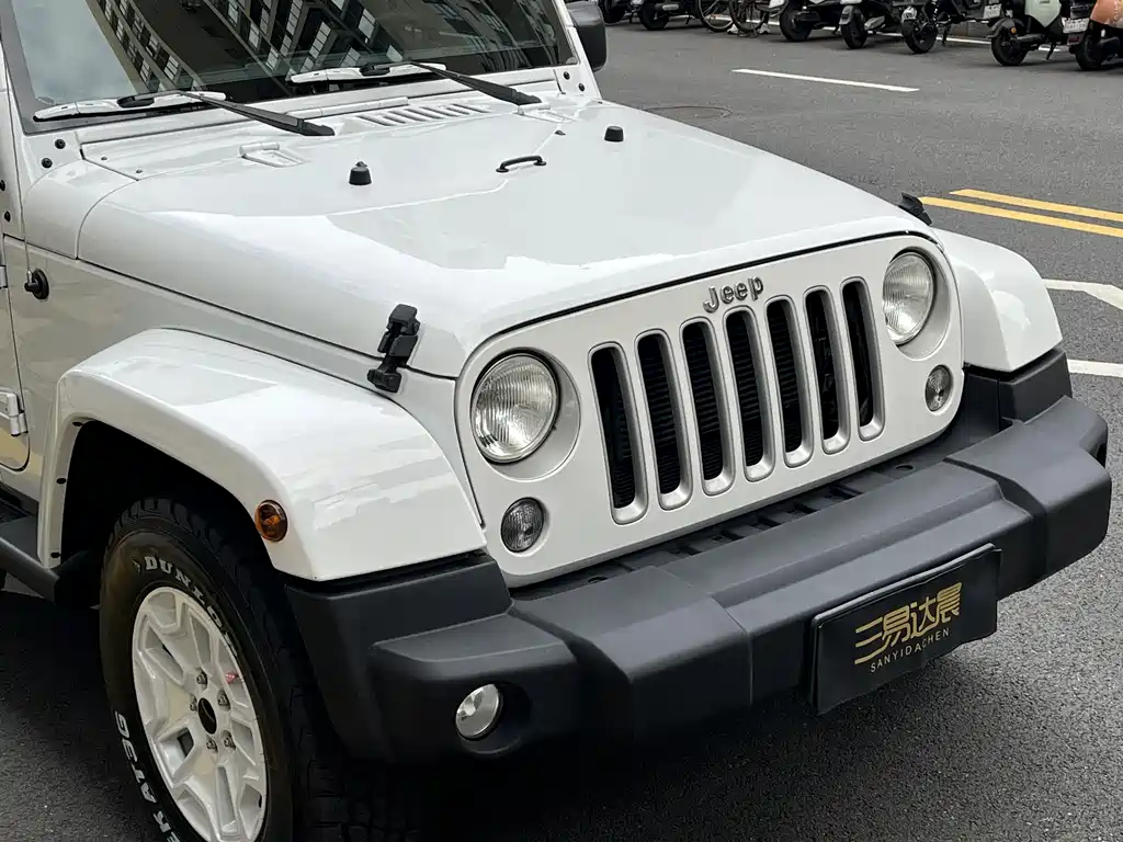Wrangler 3.0 L Sahara 4-door Comfort Enjoyment