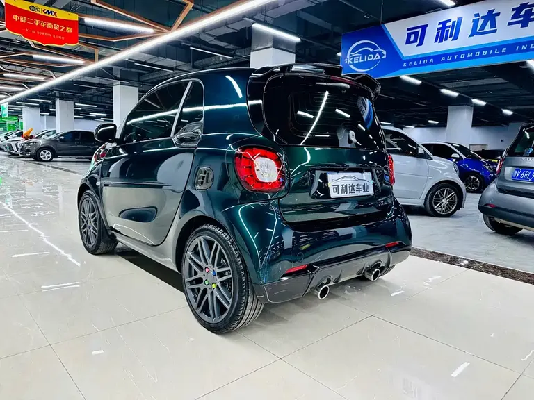 smart fortwo 0.9 T 66 kW 20 Anniversary Special Edition CN-V