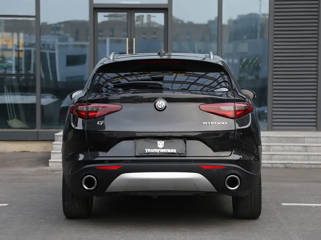 Stelvio 2.0 T 200 HP Luxury