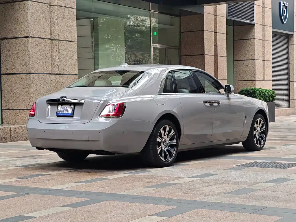 Ghost 6.7 T Standard Wheelbase