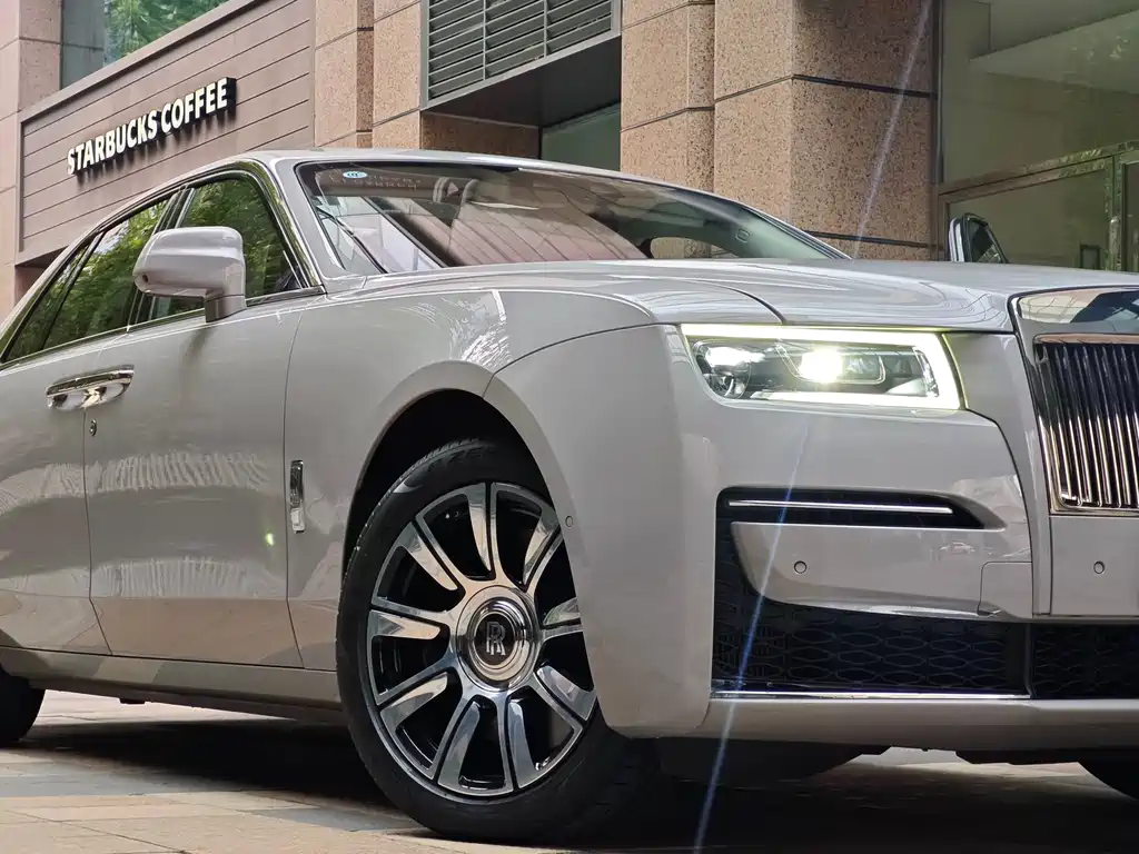 Ghost 6.7 T Standard Wheelbase