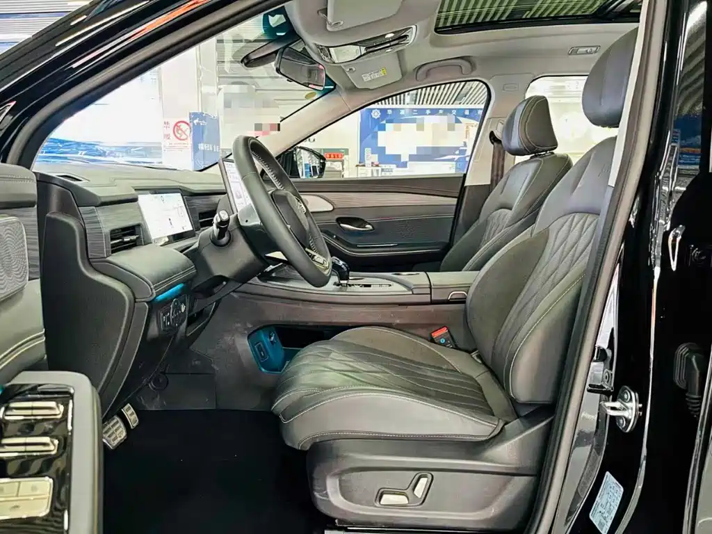Jetour X90 1.6 T DCT Flagship 5-seat